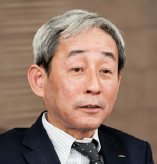 菖蒲 真希 氏
