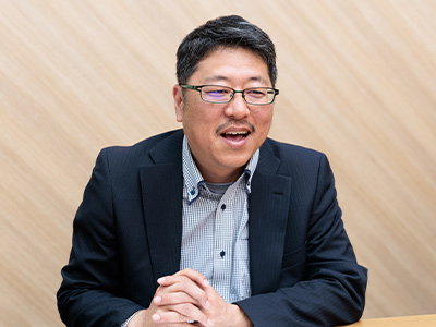 魚谷 哲史氏